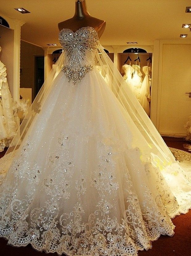 Rhinestone A Line Champagne Sweetheart Sleeveless Backless Applique Wedding Dresses front view