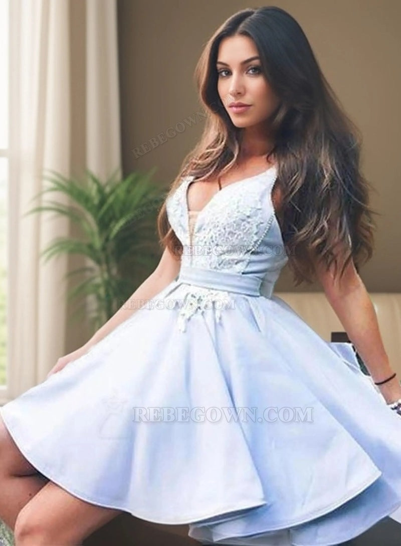 2027 A-Line V Neck Sleeveless Applique Cut Short/Mini Homecoming Dresses front view