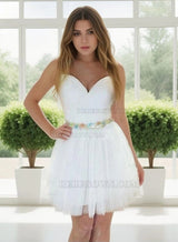 Deep V Neck Sleeveless Strapless A Line Tulle Pleated Ivory Homecoming Dresses front view