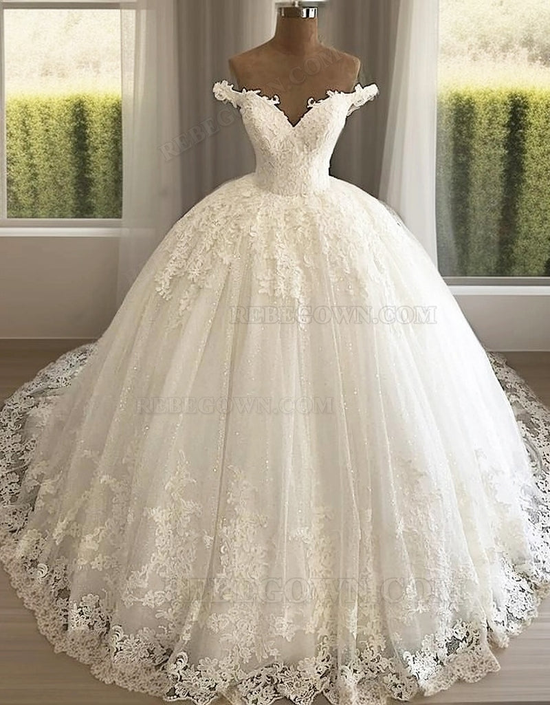Sweetheart Off Shoulder Long Lace Ball Gown Lace Up Back Wedding Dresses 2027 front view
