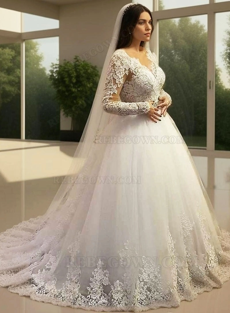 2027 Wedding Dresses Long Sleeves Sweetheart Lace Beaded Ball Gown Bridal Gowns back view