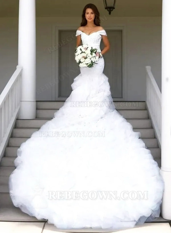 2027 Mermaid Wedding Dresses Sweetheart Off Shoulder Pleated Ruffles Layered Long Bridal Gowns front view