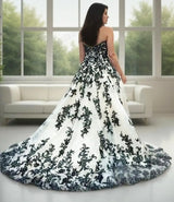 2027 Princess A-Line Wedding Dresses Sweetheart Bowknot Plus Size Bridal Gowns Black Appliques front view