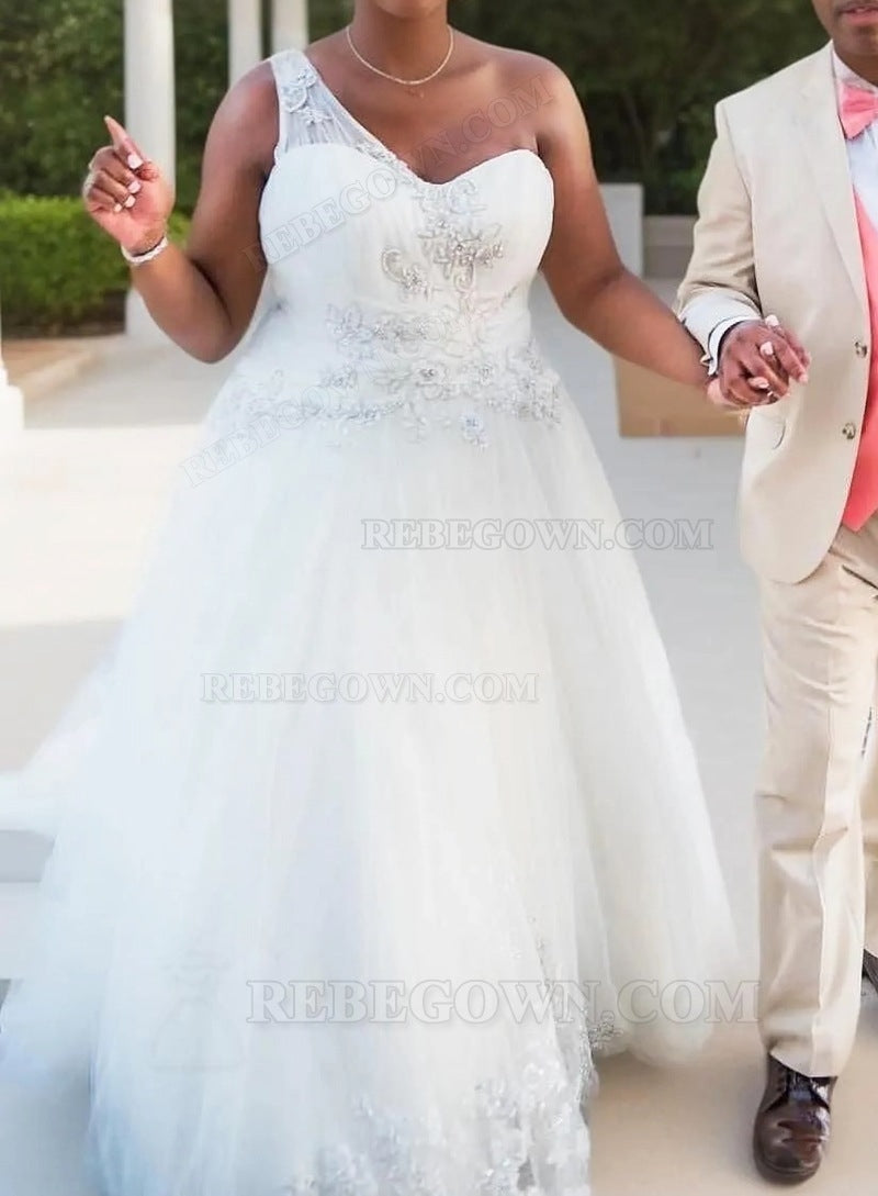 2027 A-Line Wedding Dresses One Shoulder Sweetheart Tulle Plus Size With Beads front view