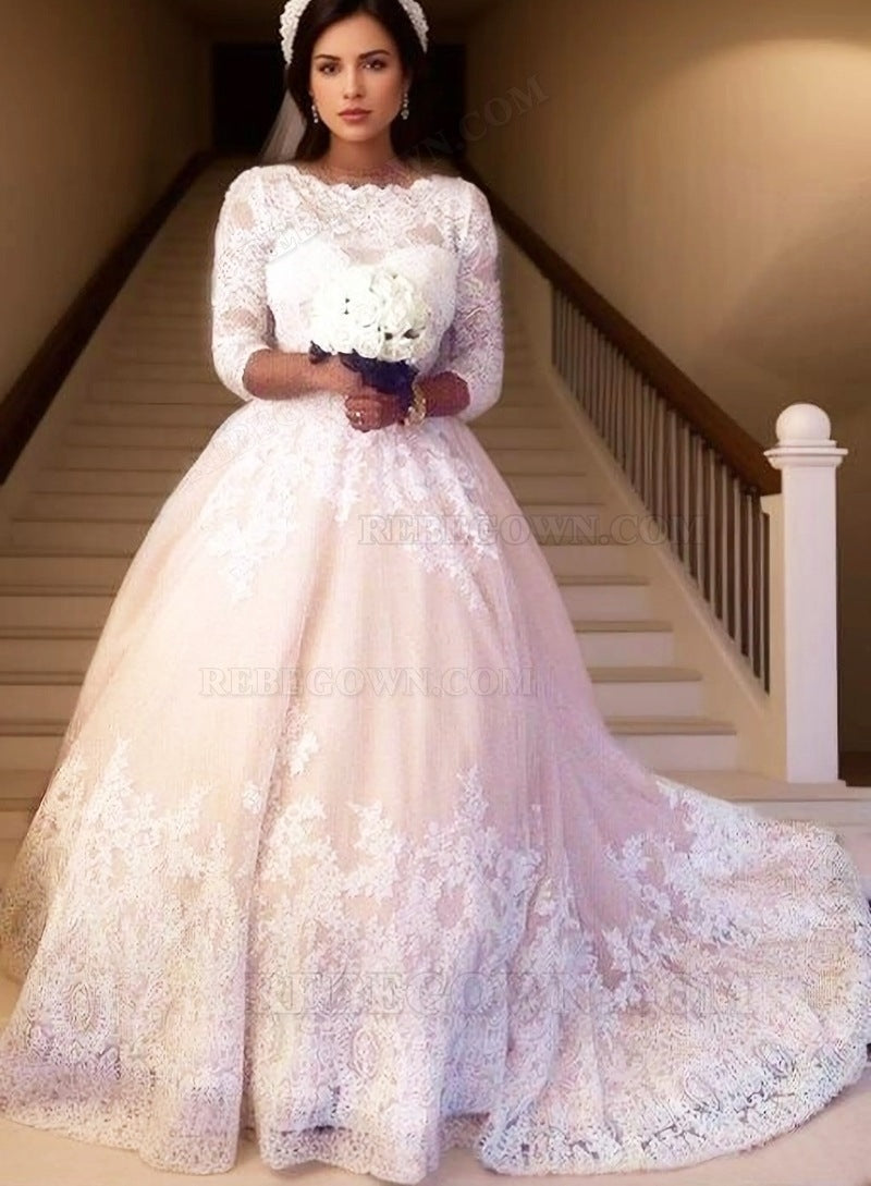2027 A Line Court Train Sweetheart Lace Wedding Dresses front view