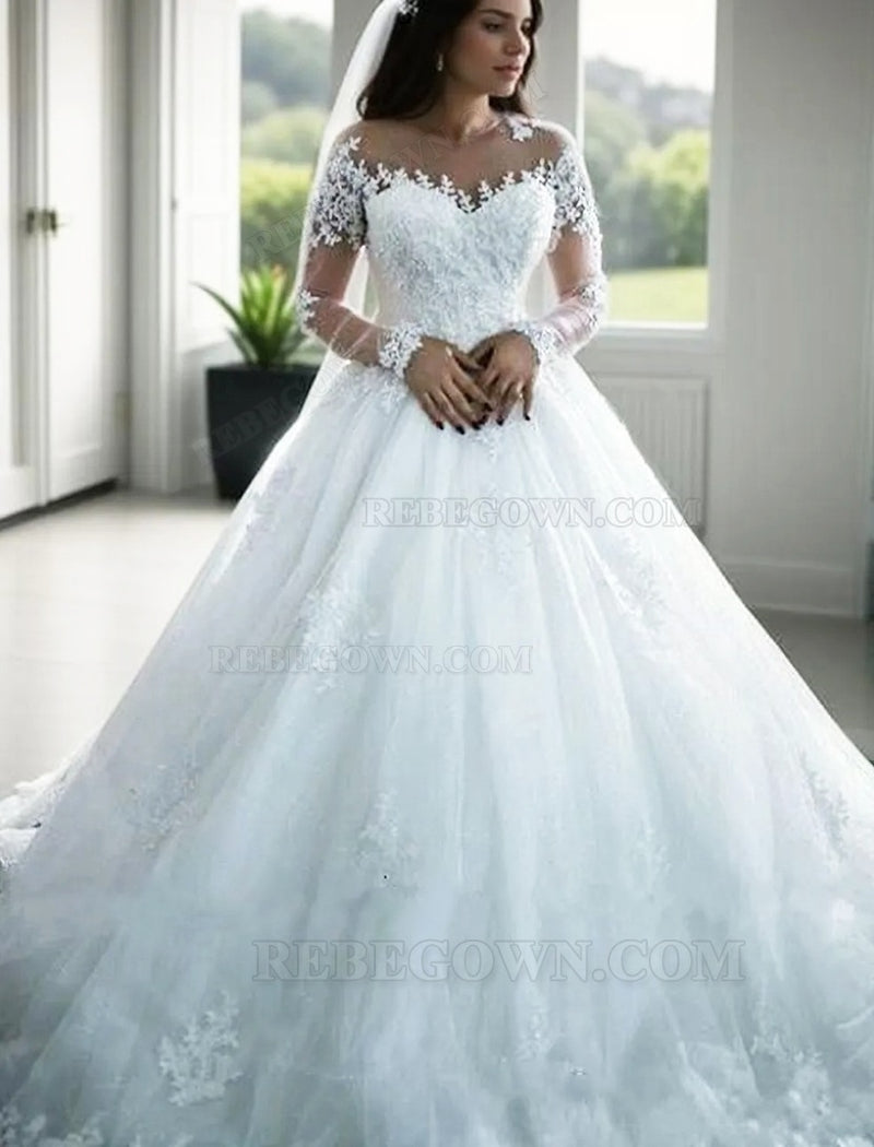 2027 Long Sleeves Ball Gown Wedding Dresses With Appliques front view